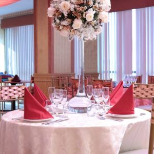 salones-de-eventos-blanco-400x400